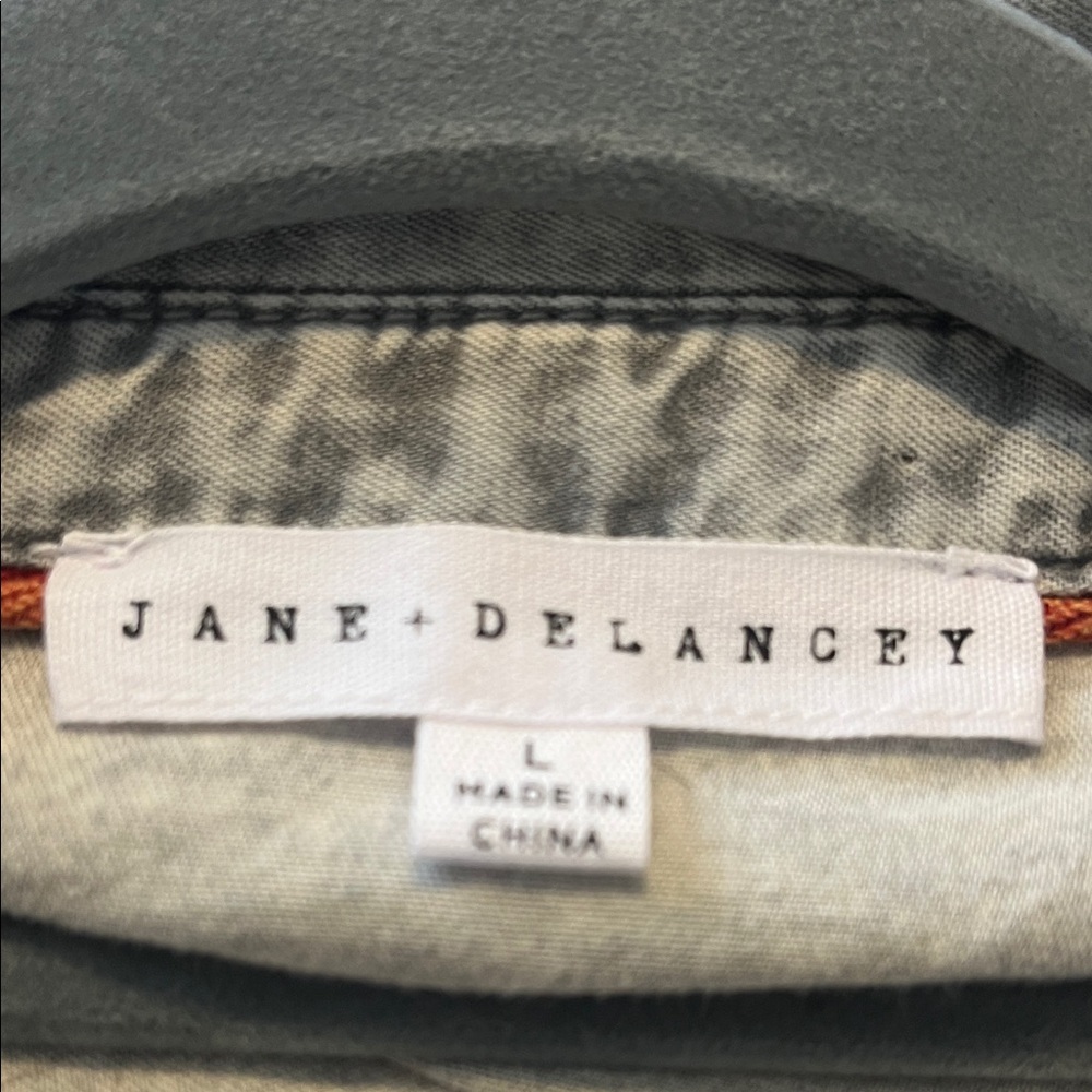 Jane and Delancey Gray Washed Heart-Embroidered Button-Up Blouse - Picture 3 of 8